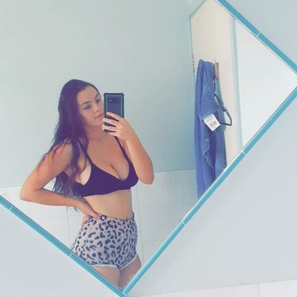 Snapchat-850477123